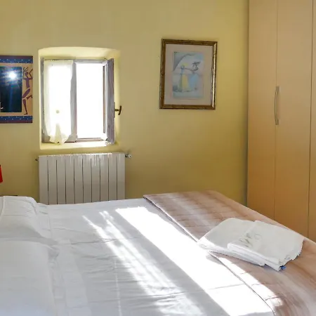 Locazione Turistica Casa sui Tetti Appartamento Vallebona